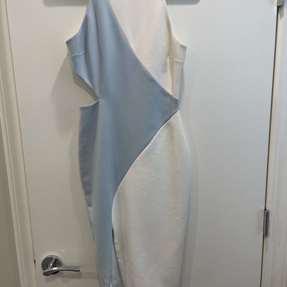 Elizabeth and James dress. Never worn. - Picture 2 of 2